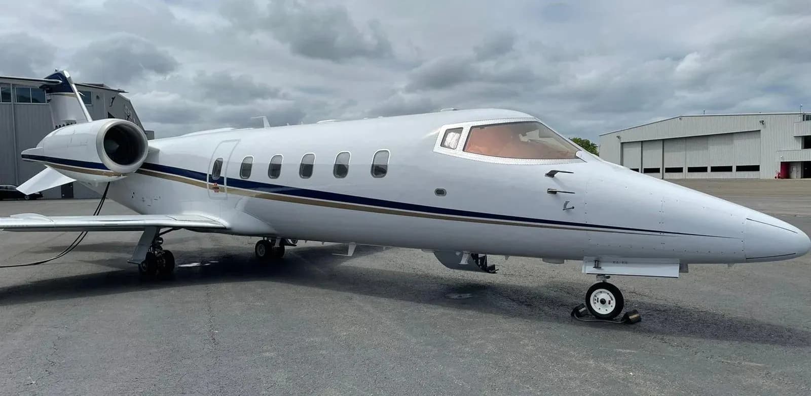 Learjet 60