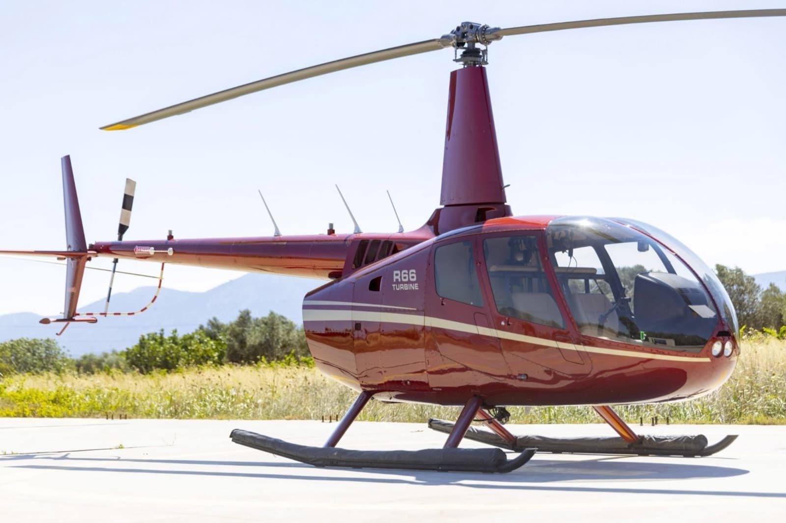 Robinson R66